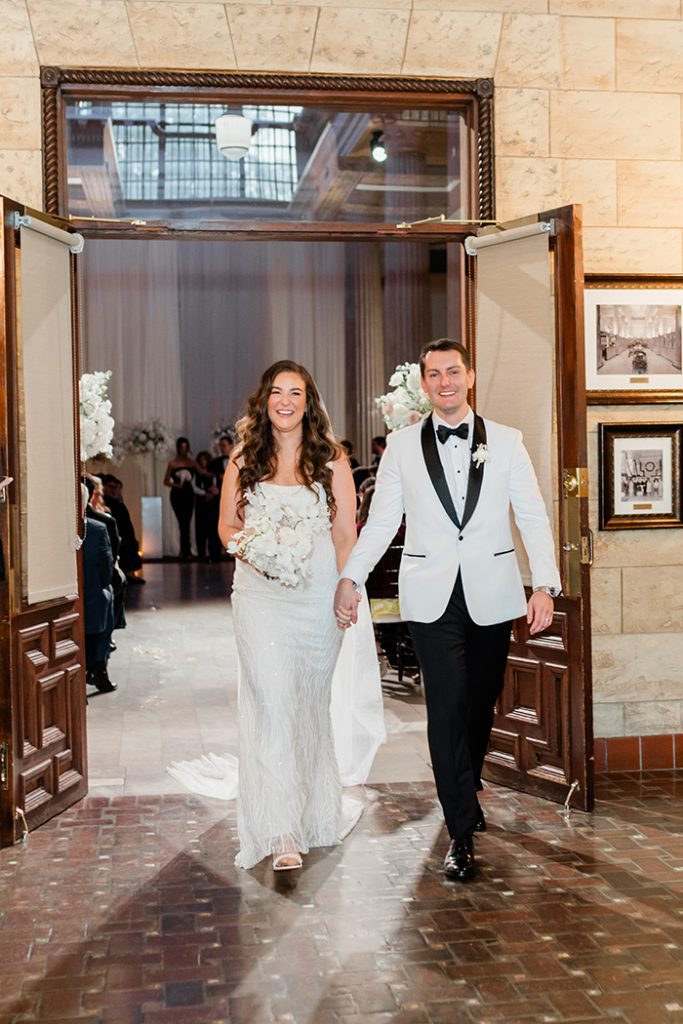 wedding ceremony at The Treasury on the Plaza