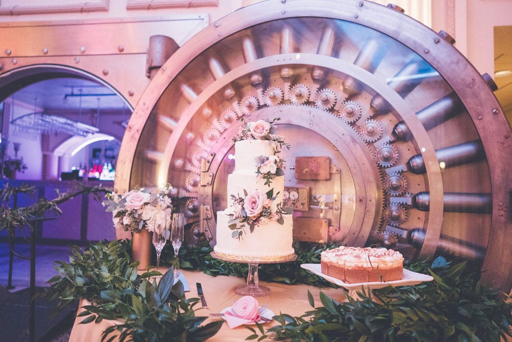 Wedding cake in front of The Vault at The Treasury