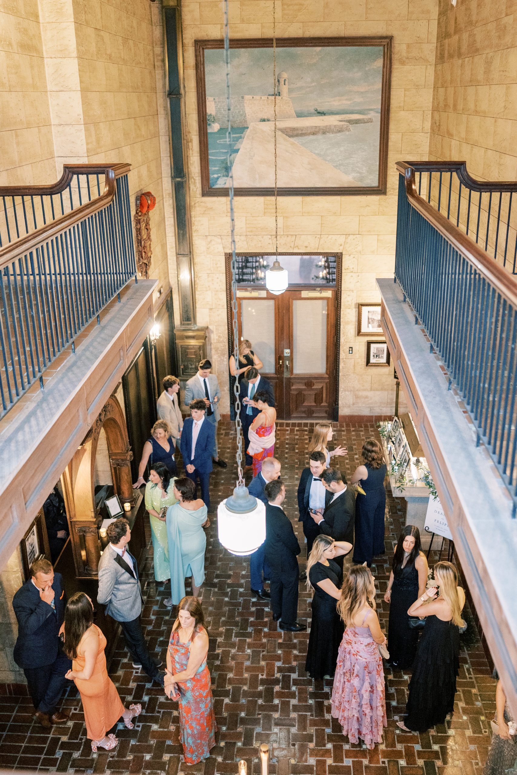 Guests awaiting Deanna and Felipe’s ceremony. | Photo: Angelita Esparar