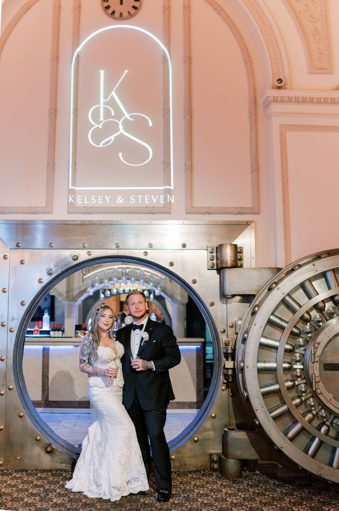Vault Bar
