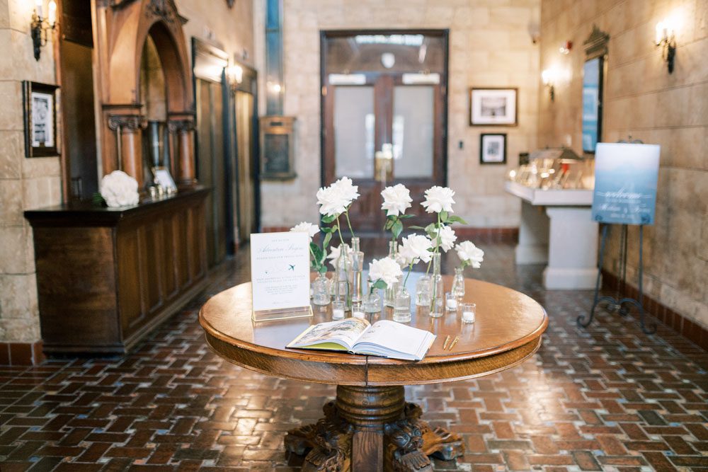 Welcome Table