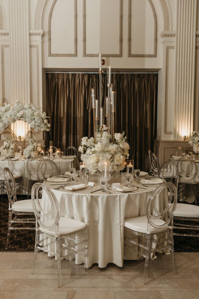 Reception table