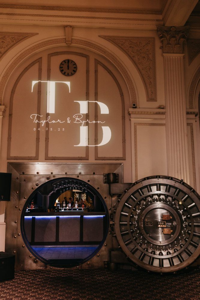 Vault Bar