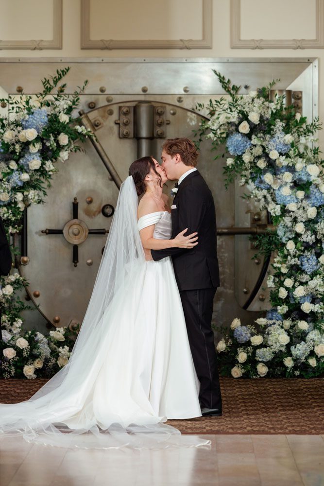 Kiss during Ceremony