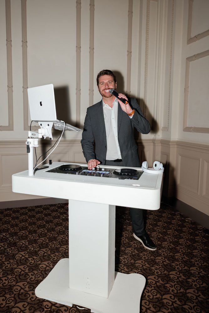 DJ set up