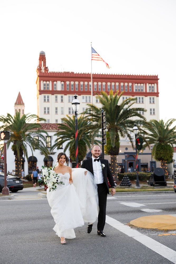 Couple in front of Treasury on the Plaza