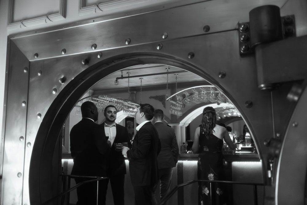 Vault Bar